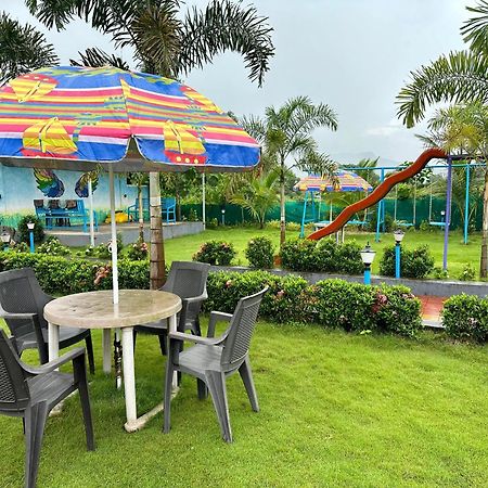 Karjat Ap Resort Bagian luar foto