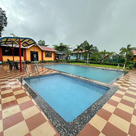 Karjat Ap Resort Bagian luar foto