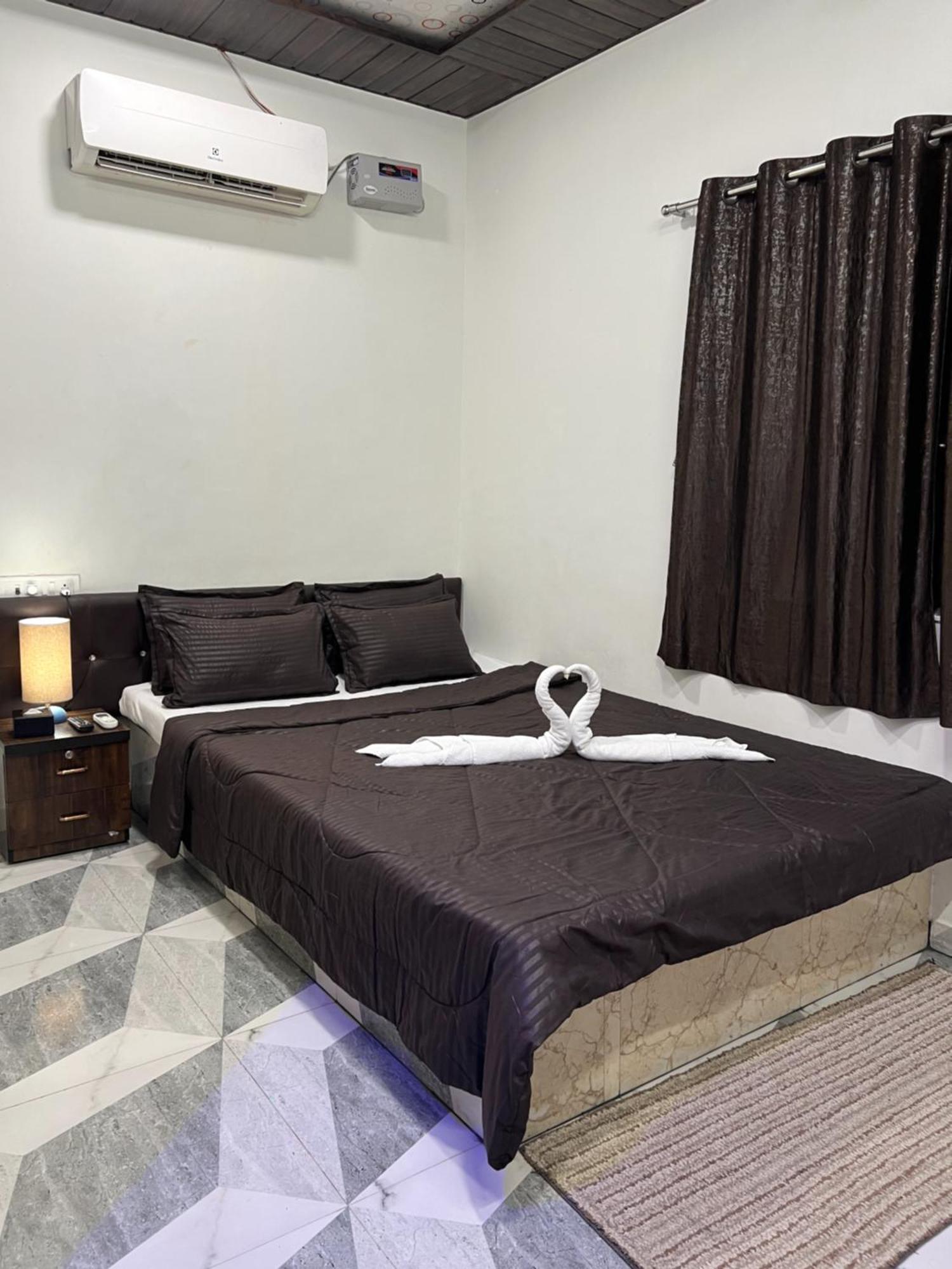 Karjat Ap Resort Bagian luar foto