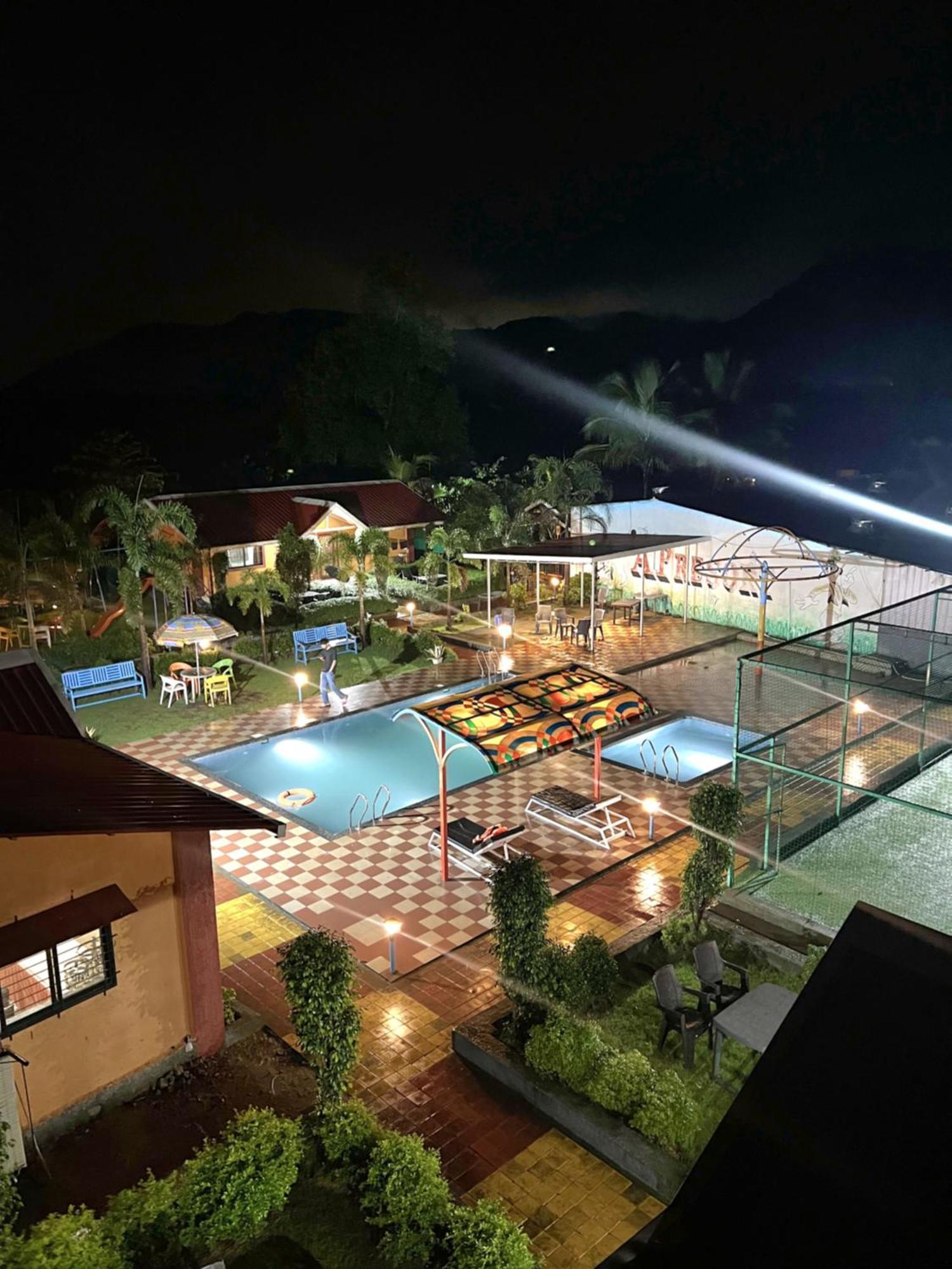 Karjat Ap Resort Bagian luar foto