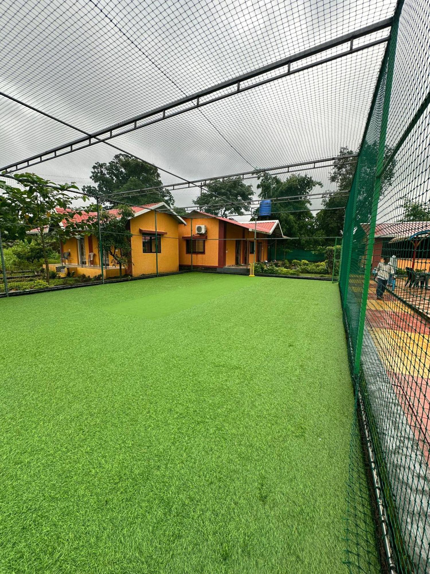 Karjat Ap Resort Bagian luar foto